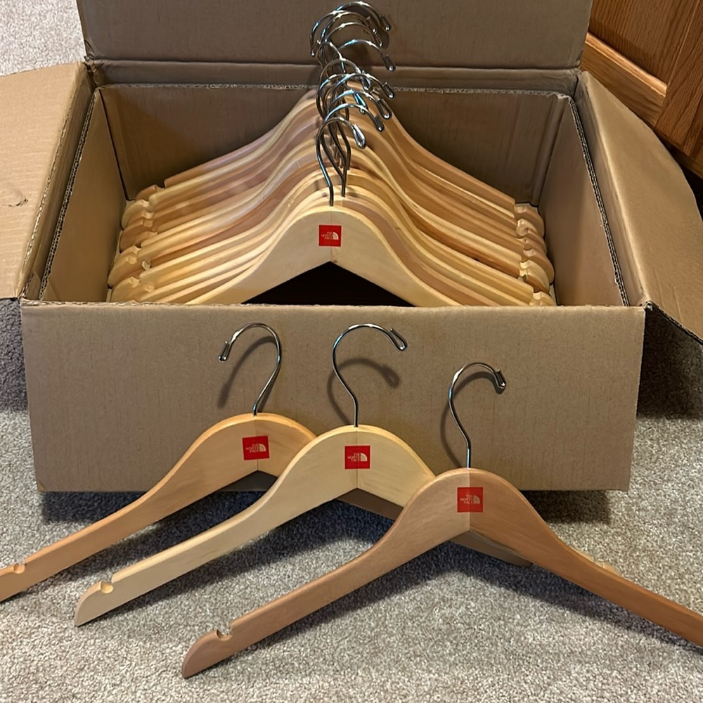 LOT of 16 TNF The North Face Wooden Hangers, Wood, Adult Size